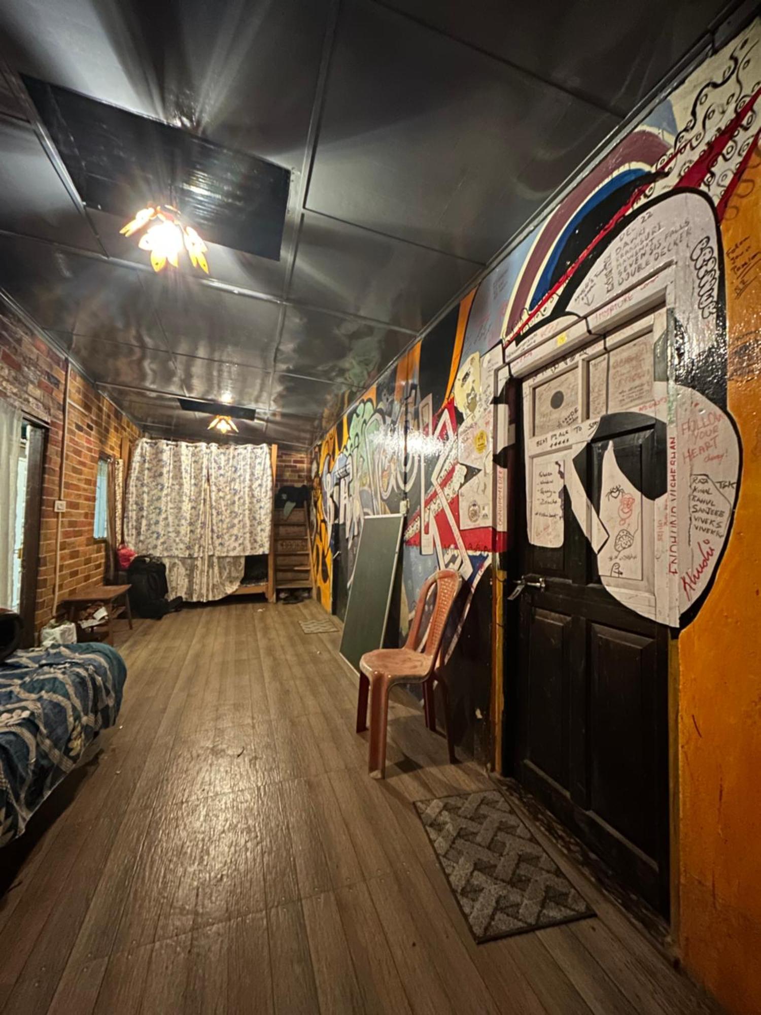 Isabella Hostel Šillong Exteriér fotografie